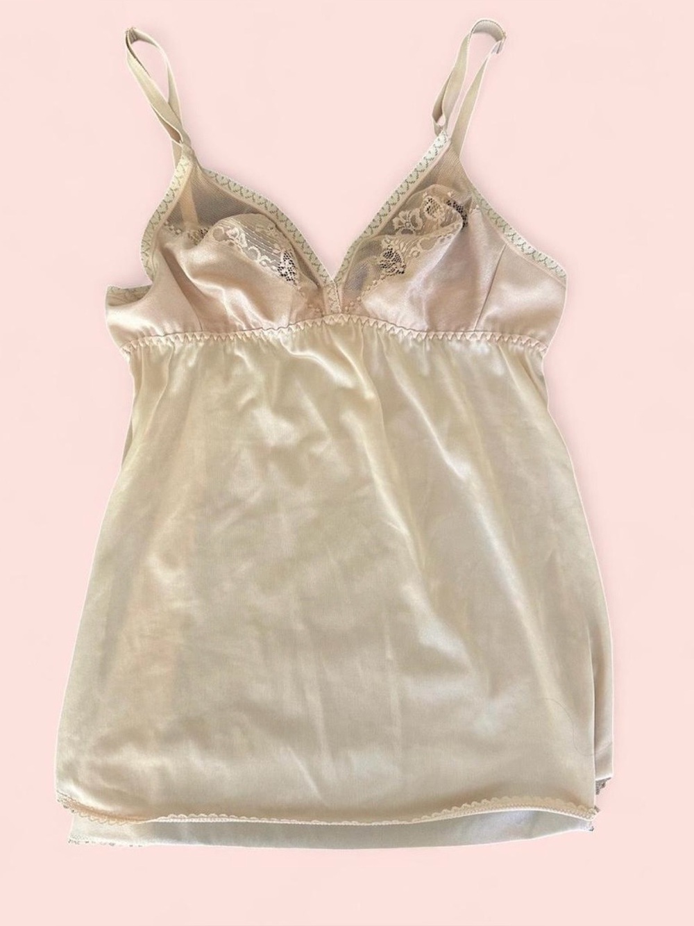 Vintage Lace Cream Cami! 💗🤍🌷